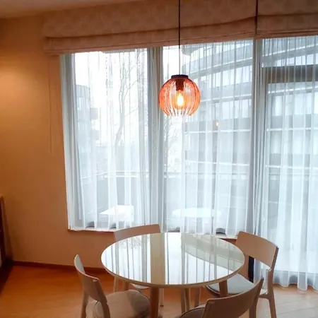 555 Solesun Apartment *