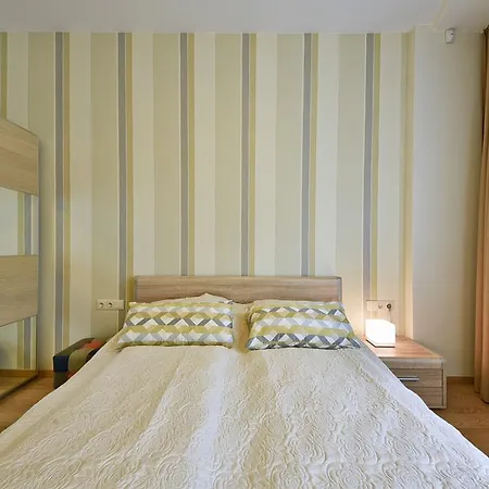 Apartment 555 Solesun